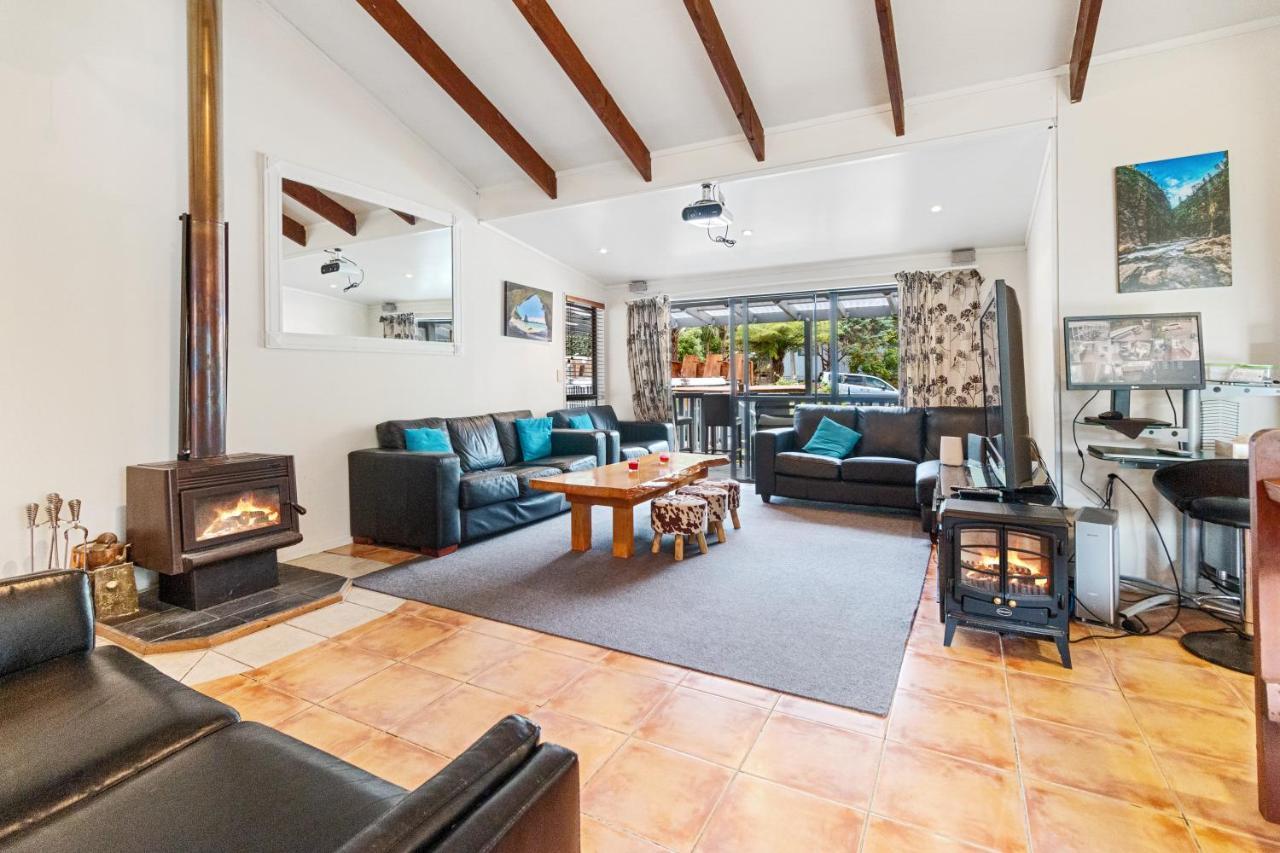 Riverside Accommodation Karangahake Exterior foto